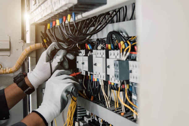 Best Electrician Near Me  in Mackinaw, IL
